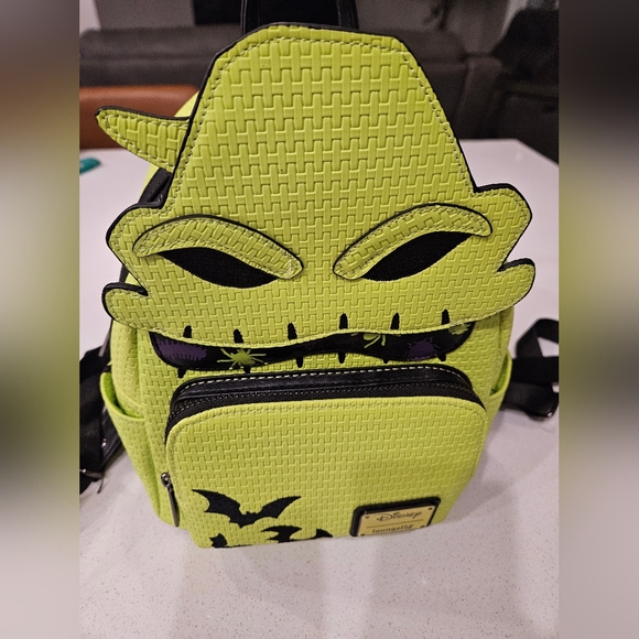 *Limited Edition* Oogie Boogie Loungefly - Picture 2 of 6